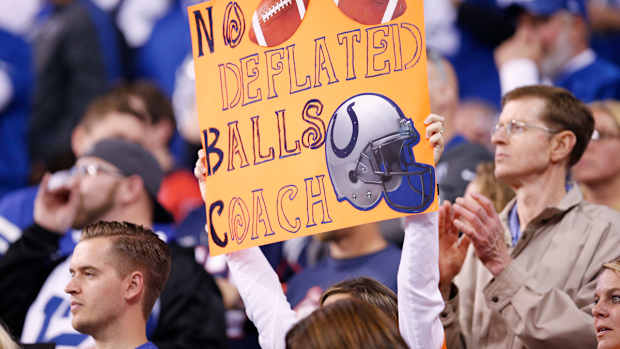 deflategate-shouldergate-history-scandals.jpg